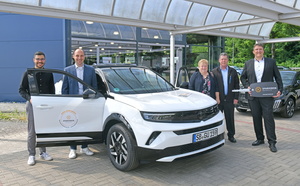 1748423866uebergabe23052501.jpg.